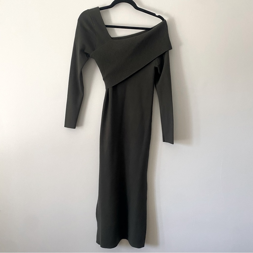 NWT Sylvie Midi Sweater Dress in Olive Green Medium
